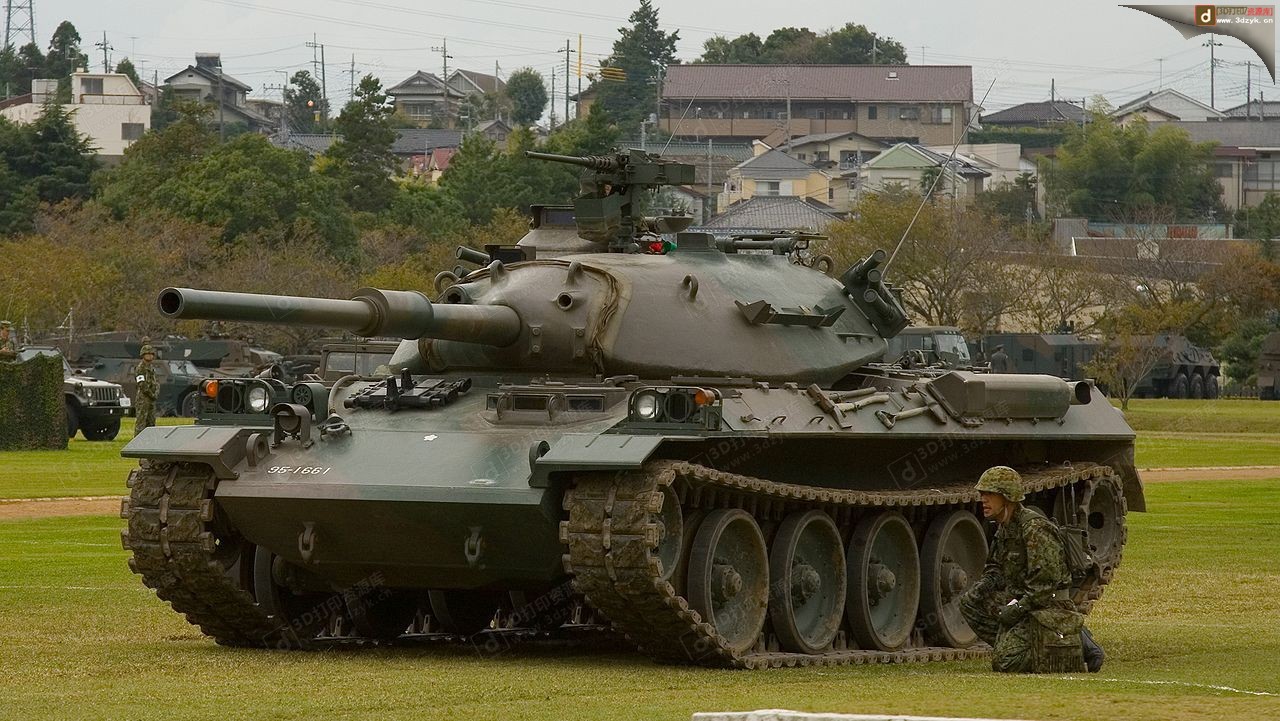 Type 74 MainBattleTank (2).jpg