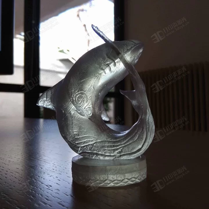 饑餓的鯊魚 雕塑3d模型 (1).webp