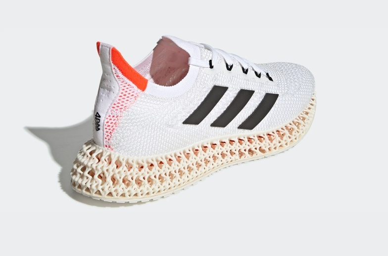 阿迪达斯发布新款adidas 4DFWD 3D打印运动跑鞋 (3).png