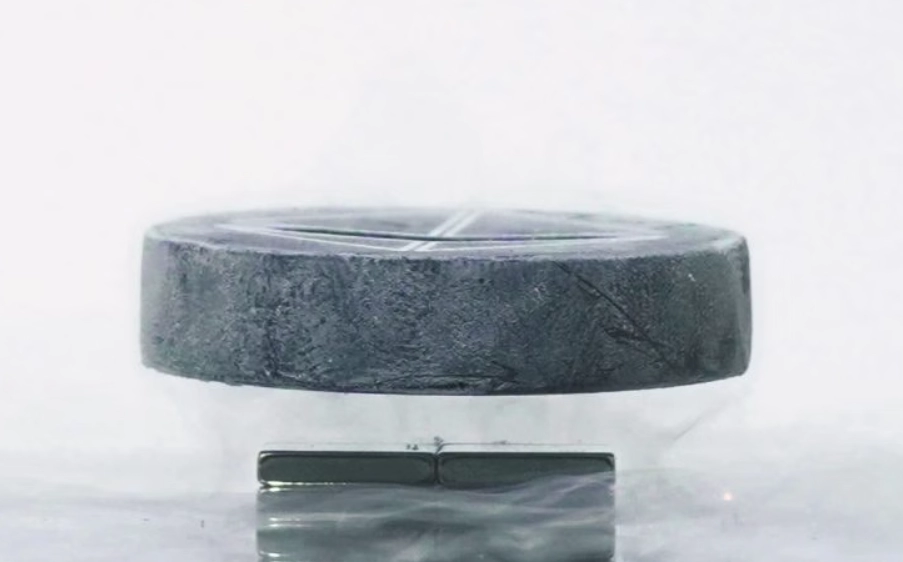 西北大學(xué)突破性研究：3D打印單晶YBCO超導(dǎo)體，解鎖復(fù)雜設(shè)計(jì)與高性能結(jié)合