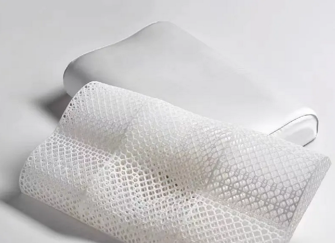 LAVIE HOME廊湾家居推出YOLANNA真丝系列3D功能枕